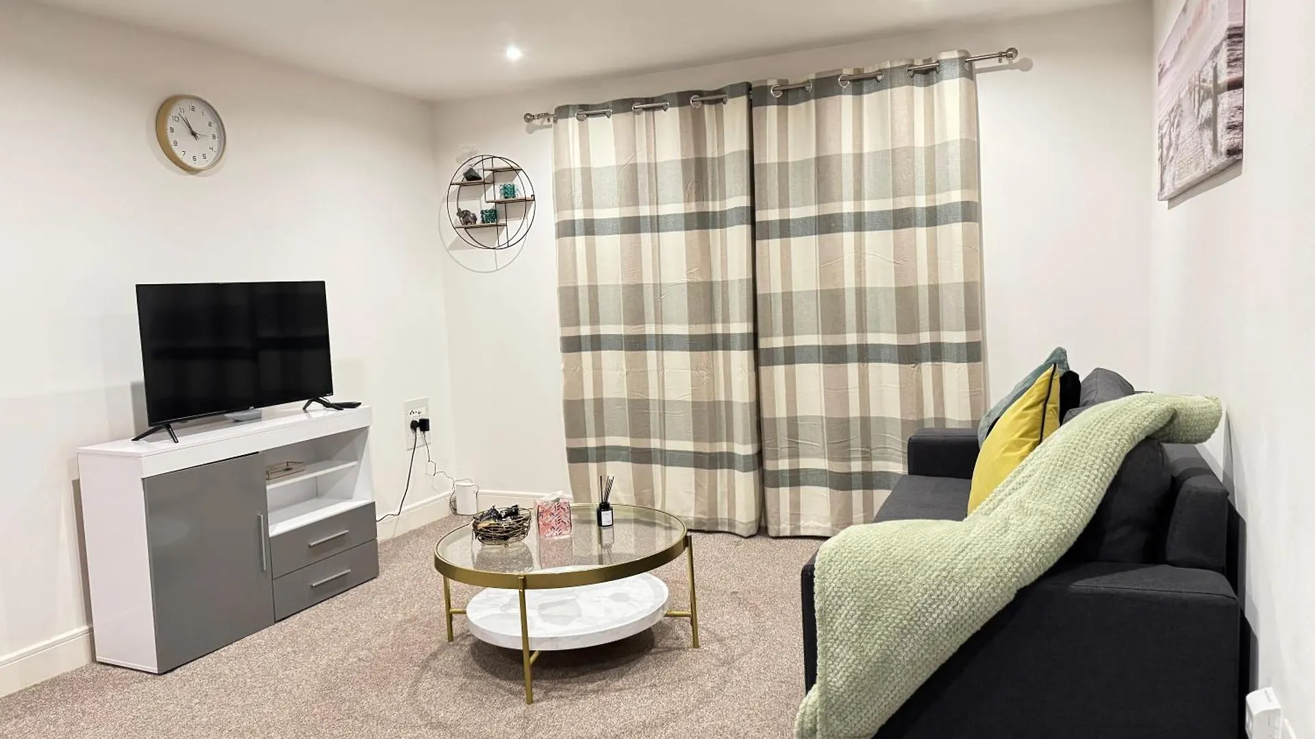 Havilah House- Stunning 2-Bed Apartment By The Beach And Swansea Marina 0*,  United Kingdom