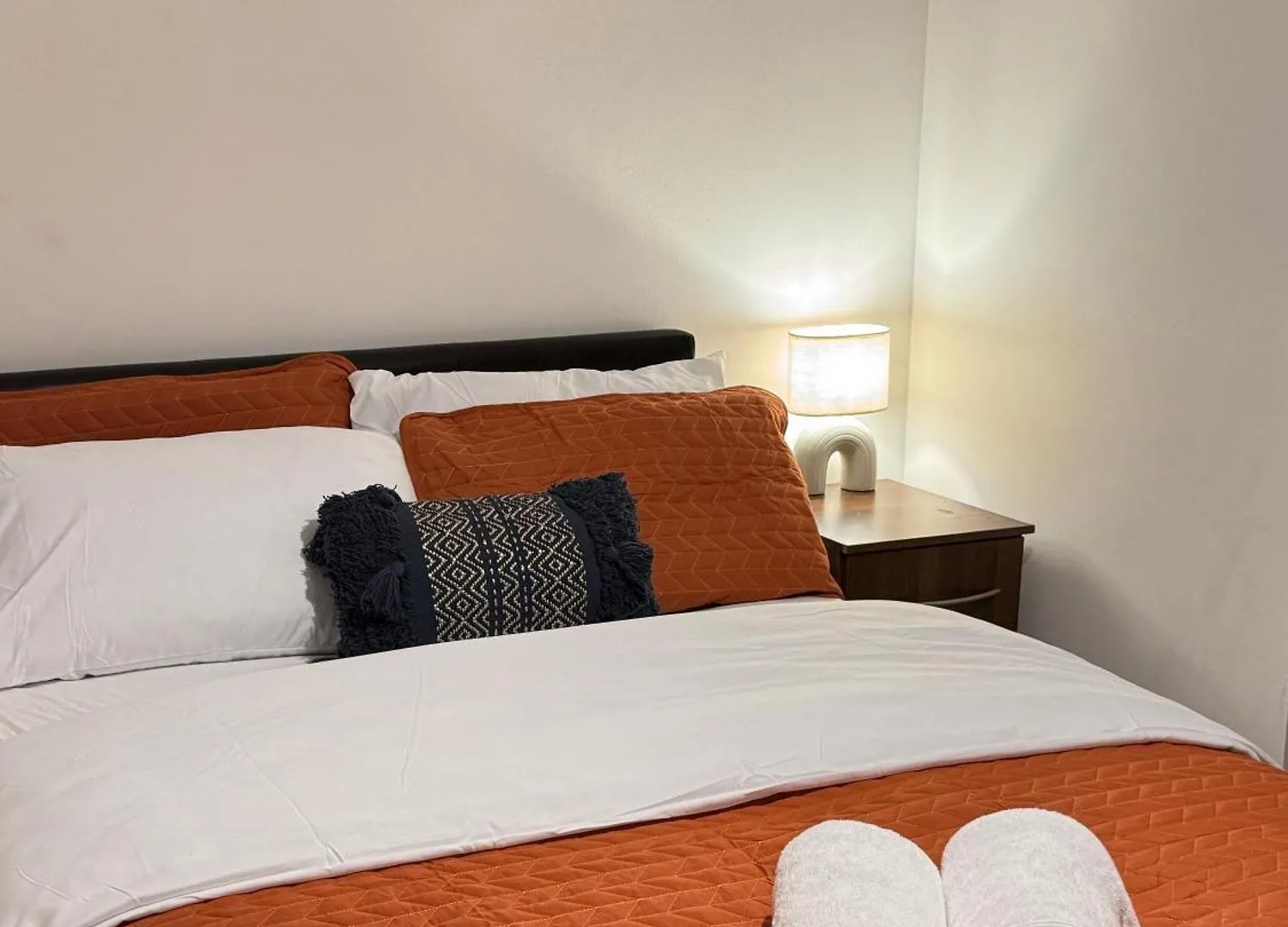 Havilah House- Stunning 2-Bed Apartment By The Beach And Swansea Marina 0*,