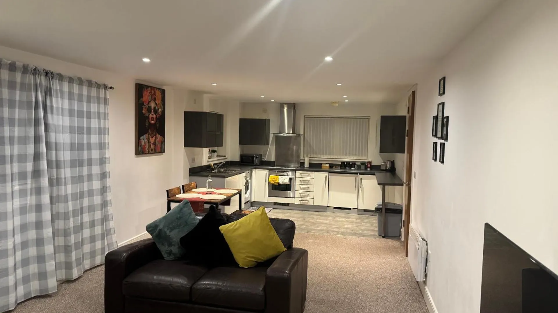 Havilah House- Stunning 2-Bed Apartment By The Beach And Swansea Marina United Kingdom
